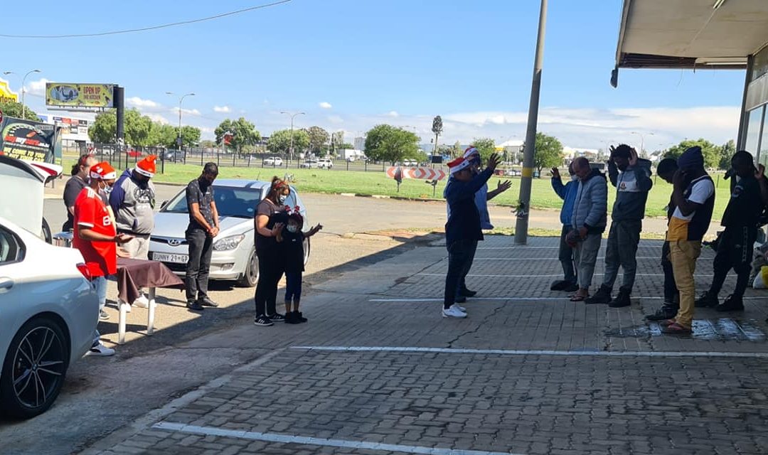 Lunch feeding in Alberton after flash floods